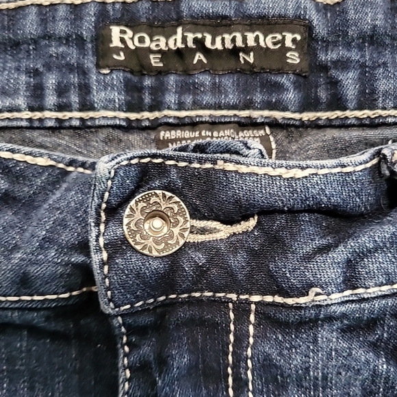 Roadrunner Women's Jeans Size 6 Capris Medium Wash Denim Split Cuff - Picture 7 of 12